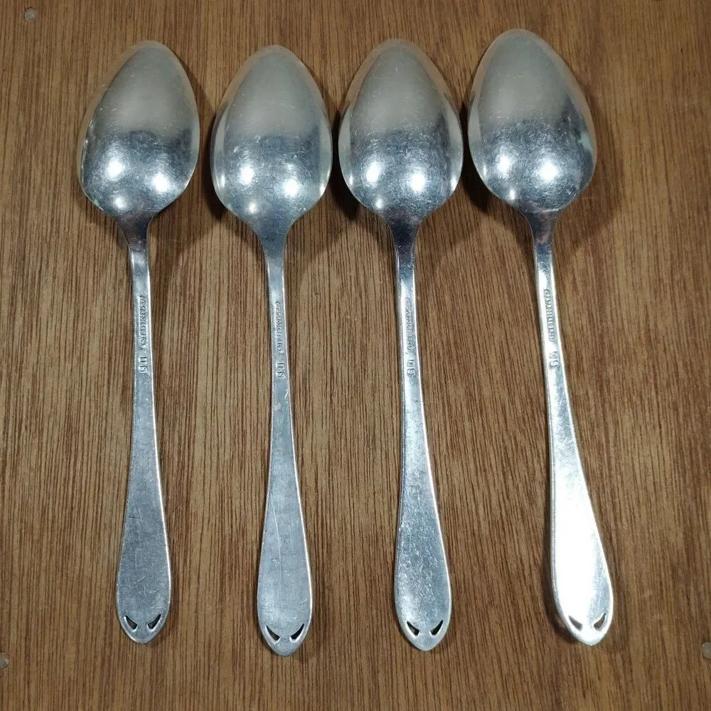 1847 Rogers Bros IS LOVELACE Silverplate Flatware 4 Serving Spoon